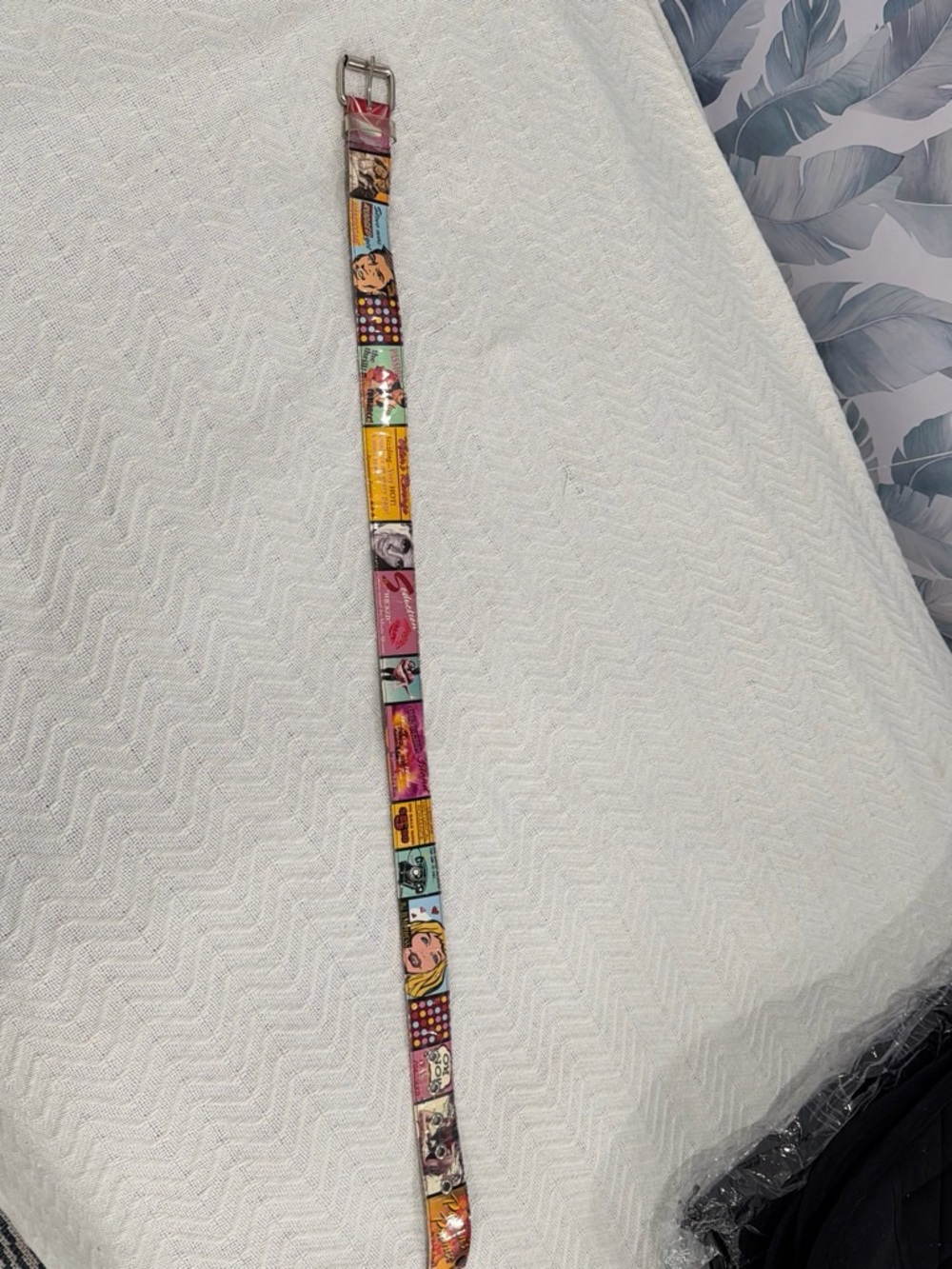 Source Unknown Multi-Color Pop Art Panel Women's Belt